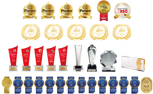 右：数々の受賞歴を意味するロゴ